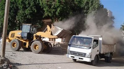 حملة مكبرة لرفع المخلفات بالشوارع مدينة دشنا بقنا 