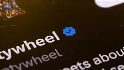 X يقدم العلامة الزرقاء لمن لديهم أكثر من 2500 متابع مميز