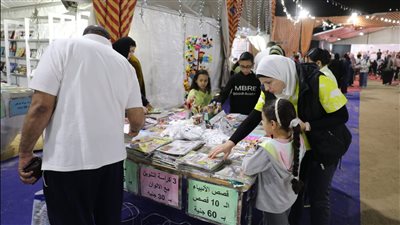 حكاياتنا الشعبية .. معرض فيصل للكتاب يروي تراث الأميرة ذات الهمة 