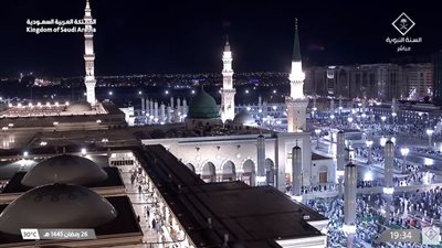 بث مباشر.. صلاة العشاء والتراويح بالمسجد النبوي الليلة الـ 27 من رمضان