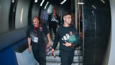 الأهلي يصل استاد القاهرة استعدادا لملاقاة سيمبا التنزاني في دوري أبطال إفريقيا.. صور