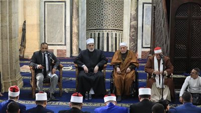 الأزهر يحتفي بليلة القدر.. قيام المسلم فيها كمن عُمٍر أربع وثمانين عاما في عبادة