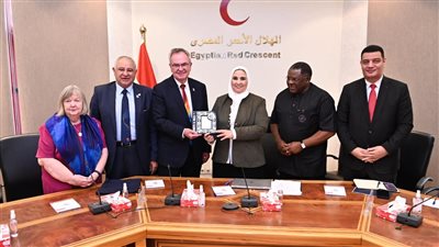 تفاصيل لقاء وزيرة التضامن الاجتماعي برئيس أندية الروتاري الدولي 