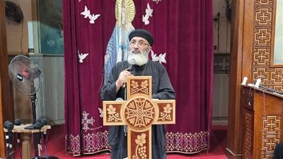 القمص اثناسيوس فوزي يترأس نهضة الصوم في بني سويف..صور