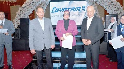 في حفل افطار القابضة وإير كايرو: وزير الطيران: العمل الجماعي سر النجاح