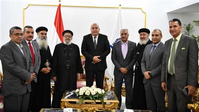   3 وفود من الكنيسة الأرثوذكسية والكاثوليكية تزور ديوان قنا للتهنئة بعيد الفطر 