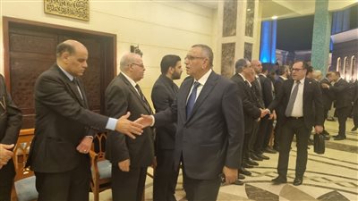 رئيس وقيادات الوفد يؤدون واجب العزاء في الدكتور أحمد فتحي سرور