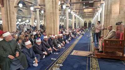 درس التراويح بالجامع الأزهر: للقرآن سحر يمس الآذان وتهتز له القلوب