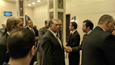 بالصور.. نقيب المحامين يشارك في عزاء أحمد فتحي سرور