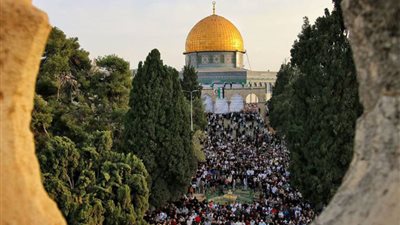 40 ألف فلسطيني يؤدون الجمعة في المسجد الأقصى