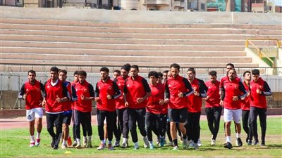 العمل مستمر.. المنصورة يواصل استعداداته لمواجهه القزازين 