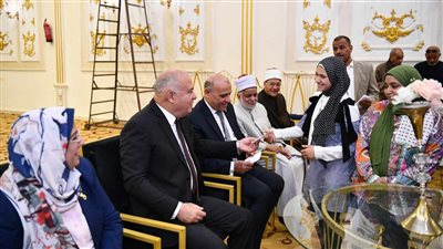 محافظ قنا يزور دار الرحمة الإسلامية تزامنًا مع يوم اليتيم 