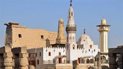 تقلب الأحوال.. رحلة نفسية بين النور والظلام بآيات من القرآن