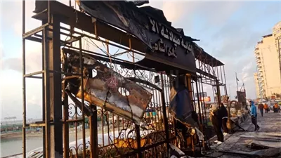 النيابة العامة تعاين حريق نادي الصيادلة بالإسكندرية 