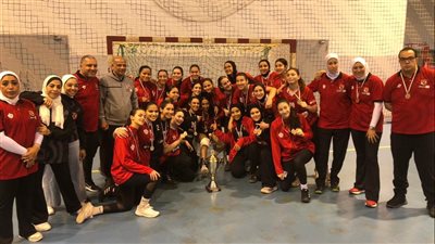 ناشئات يد الأهلي 2006 يتوجن ببطولة كأس مصر