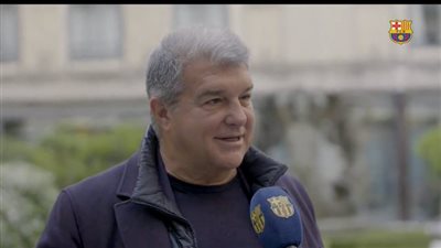 لابورتا يهاجم يويفا: حاولوا منع برشلونة من المشاركة في دوري الأبطال