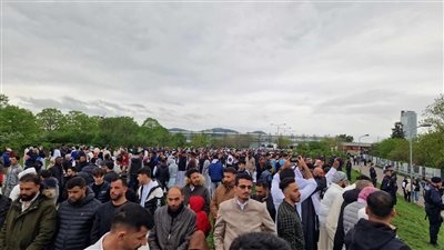 المصريون بالنمسا يحتفلون بعيد الفطر وإقامة الصلاة باللغتين 