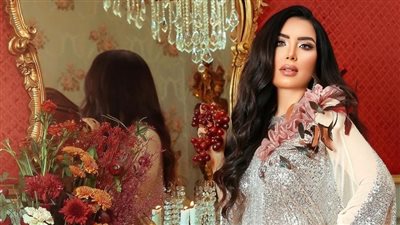 عبير صبري بيبجامة العيد وخصر مكشوف (صور)