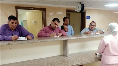 فريق طبى يتفقد مستشفيات نجع حمادي والصدر بقنا 