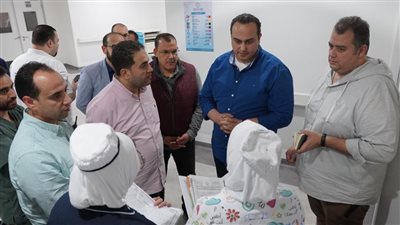 صرف مكافأة تشجيعية للأطقم الطبية بأقسام الطوارئ بمجمع السويس الطبي