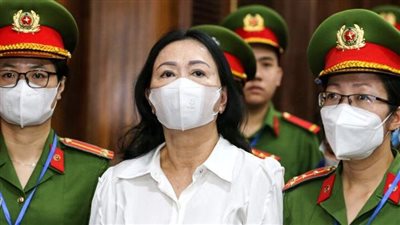 إعدام رئيسة مجموعة عقارية بعد إدانتها في اختلاس مليارات