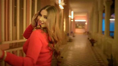 هدي الاتربي: سعيدة بلقب 