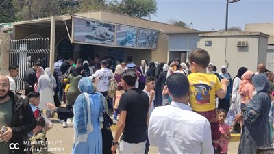 إقبال المواطنون على حديقة الأزهر في ثالث أيام عيد الفطر.. شاهد