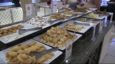 فنادق الغردقة كاملة العدد والرنجة والكعك تزين بوفيهات الفنادق فى العيد