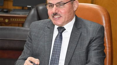 معرض فني للأعمال الطلابية على هامش المؤتمر السادس للبحوث الطلابية بتربية القناة