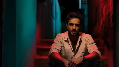 رامي جمال يجتاز الربع مليون مشاهدة بـ 