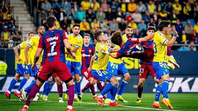 ترتيب الدوري الإسباني بعد فوز برشلونة على قادش