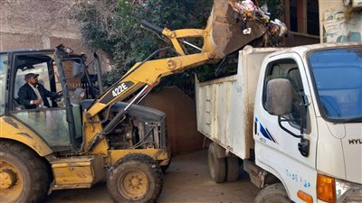 محافظ المنوفية يتابع جهود رفع الإشغالات وإزالة التعديات