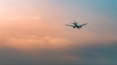 الأردن يعلن تمديد إغلاق مجاله الجوي