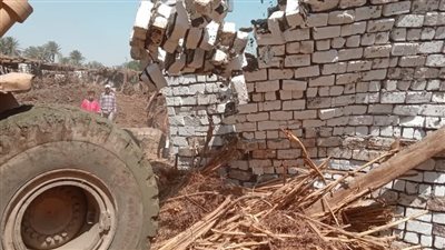 إزالة 137 حالة بناء مخالف وعشوائى بالمنيا 