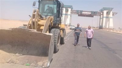 حملة للنظافة ورفع الإشغالات بطريق القاهرة الفيوم الصحراوي