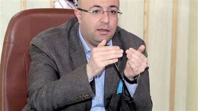 محافظ بني سويف يناقش مع الأبنية التعليمية الموقف التنفيذي لمشروعات  قطاع التعليم