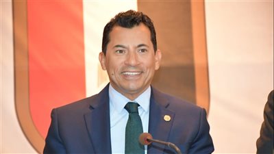 وزير الرياضة والسفير الفرنسي يشهدان مؤتمر صحفي بحضور رئيسا اللجنة الأوليمبية والبارالمبية