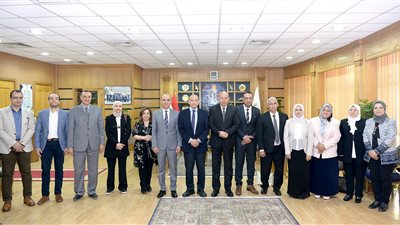  جامعة المنصورة تستقبل الهيئة القومية لضمان جودة التعليم  لتجديد اعتماد كلية الصيدلة  