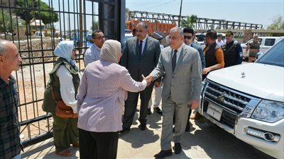 محافظ سوهاج يفتتح مشروع التطوير الحضاري لمنطقة مفيض ترعة نجع حمادي
