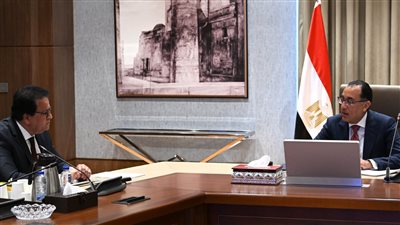 مدبولي يتابع مشروعات الصحة ضمن 