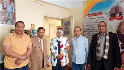 مدير عام التعليم بأبوتشت يتفقد ديوان عام الإدارة ويهنئ العاملين بعيد الفطر