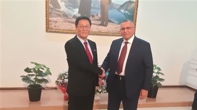 د. عبدالسند يمامة يقدم التهنئة لسفير كوريا الشمالية بمناسبة اليوم الوطني الكوري
