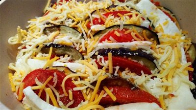 طريقة عمل سلطة جبن حلوم مع الباذنجان| حضريها للعشاء