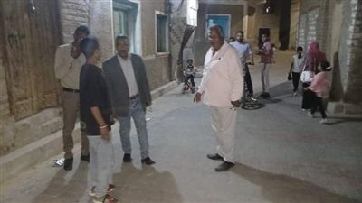 تركيب بلاط الإنترلوك بشوارع مدينة قوص