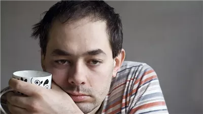 الجنون أو الموت.. عالم يحذر من مواصلة الاستيقاظ دون نوم لمدة 3 أيام (فيديو)