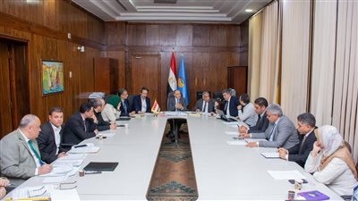 رئيس جامعة طنطا يترأس إجتماع الهيئة الإستشارية العليا