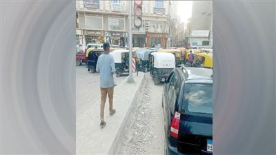 مواقف سيرفيس الدقهلية فى قبضة السائقين 