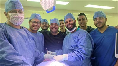 مستشفى سوهاج الجامعي الجديد تنجح في إنقاذ شاب مصاب بطعنات بالرقبة والظهر 