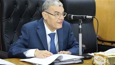 جولات لمتابعة العمل بالمواعيد الرسمية للمحال العامة بالمنيا