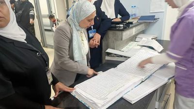 وكيل صحة الإسماعيلية تتفقد دار إيواء الأطفال للاطمئنان على مستوى الخدمات